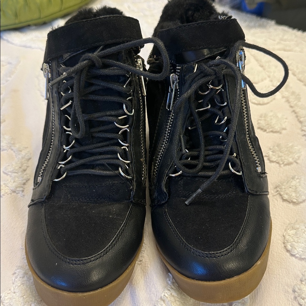 Ladies Back zipper boots Pre Loved💕size8 Comfort